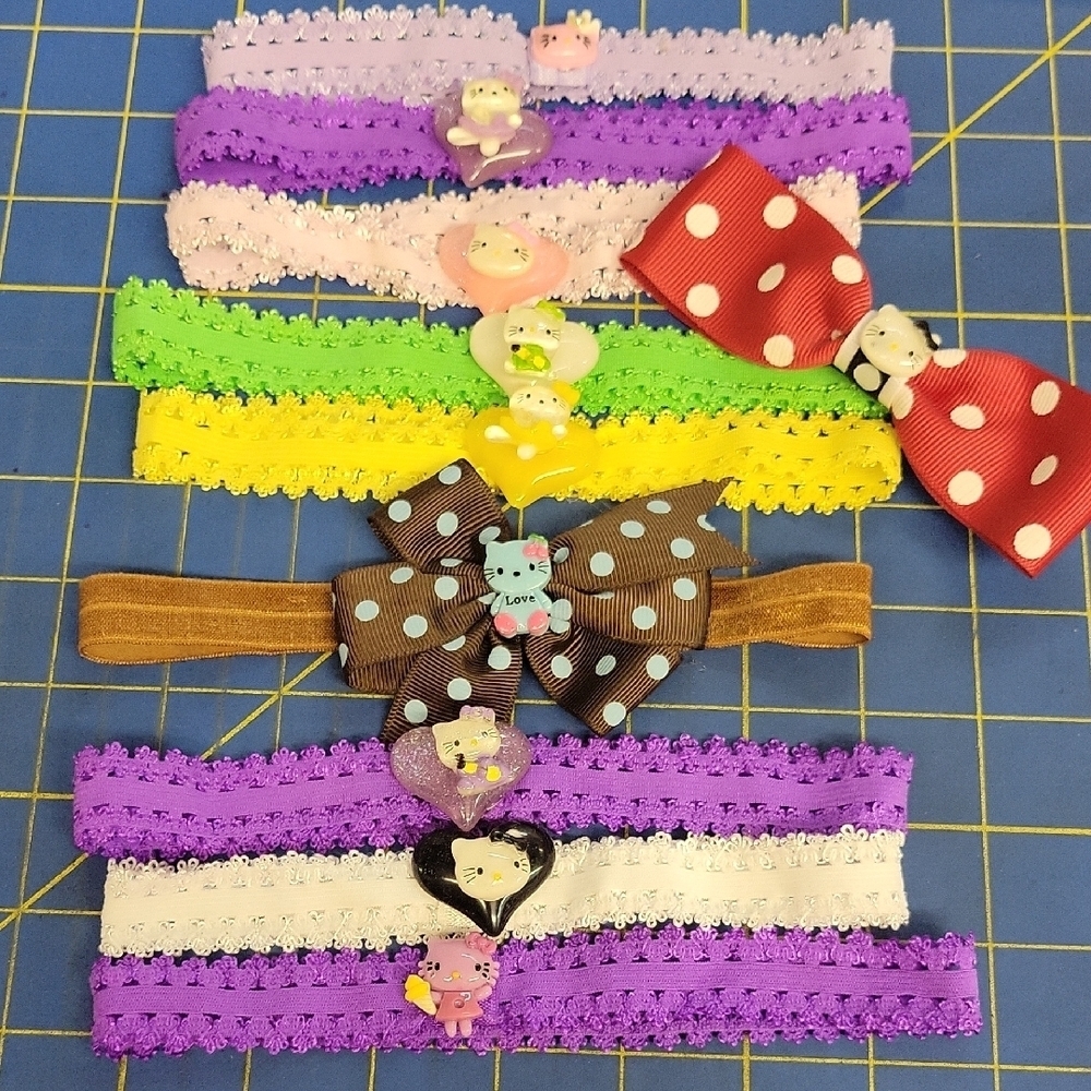 Hello Kitty 9 Headbands & 1 Bow Set of 10